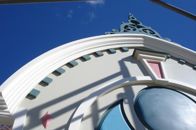 QuebecBank_-_Dormers-Reconstructed2.JPG